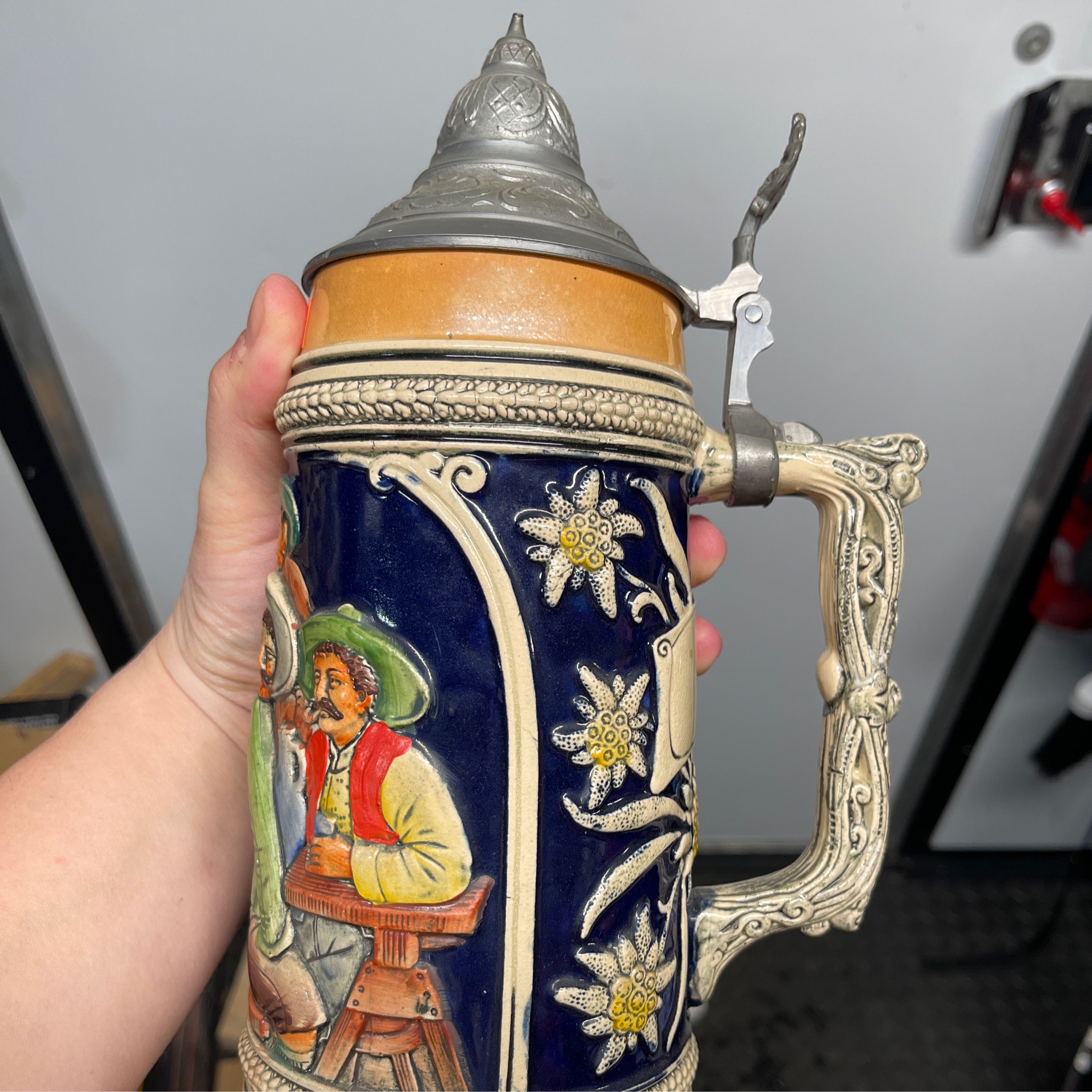 Five People at Table 1.25L Stein